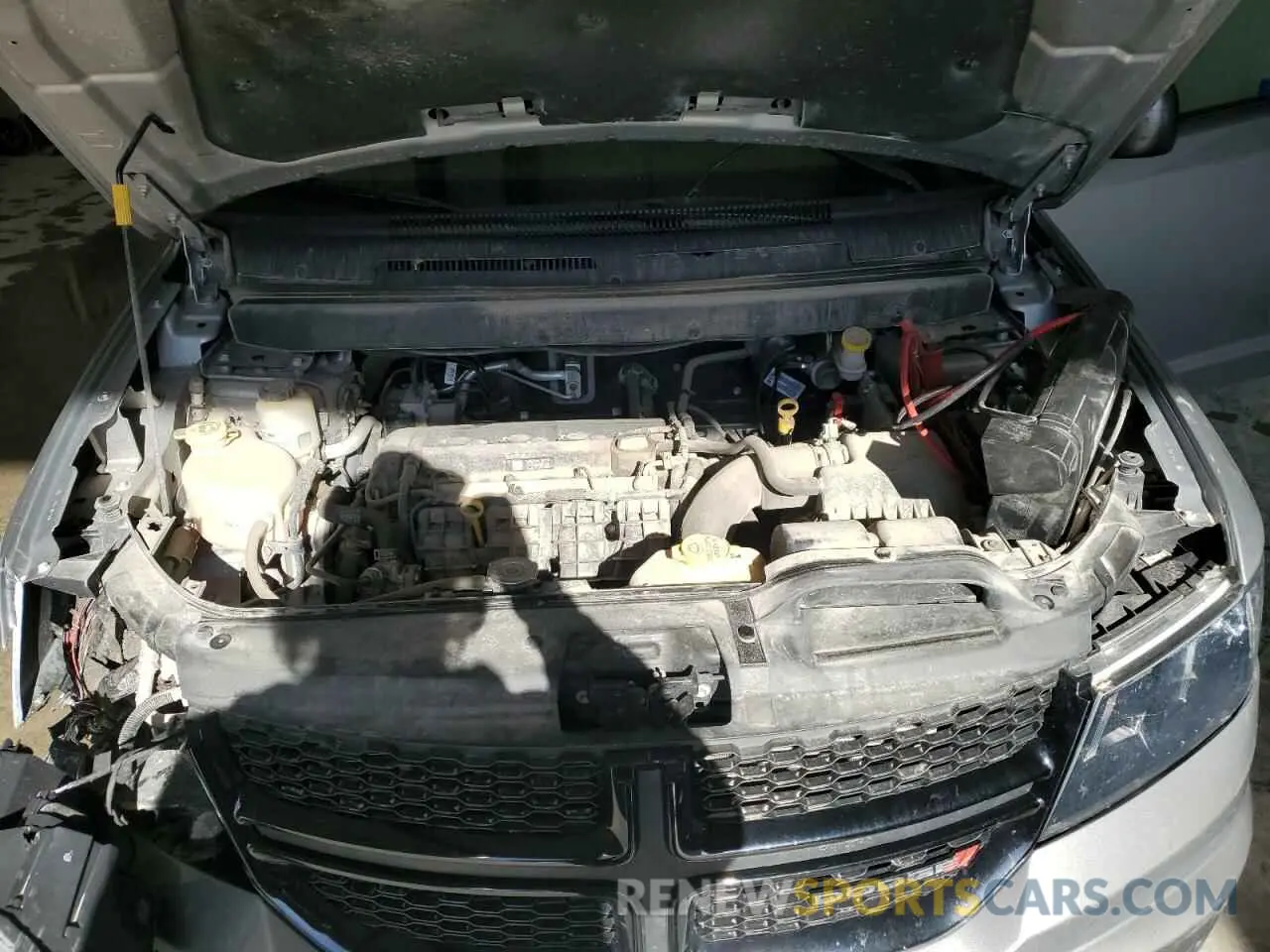 12 Photograph of a damaged car 3C4PDCAB7LT237886 DODGE JOURNEY 2020