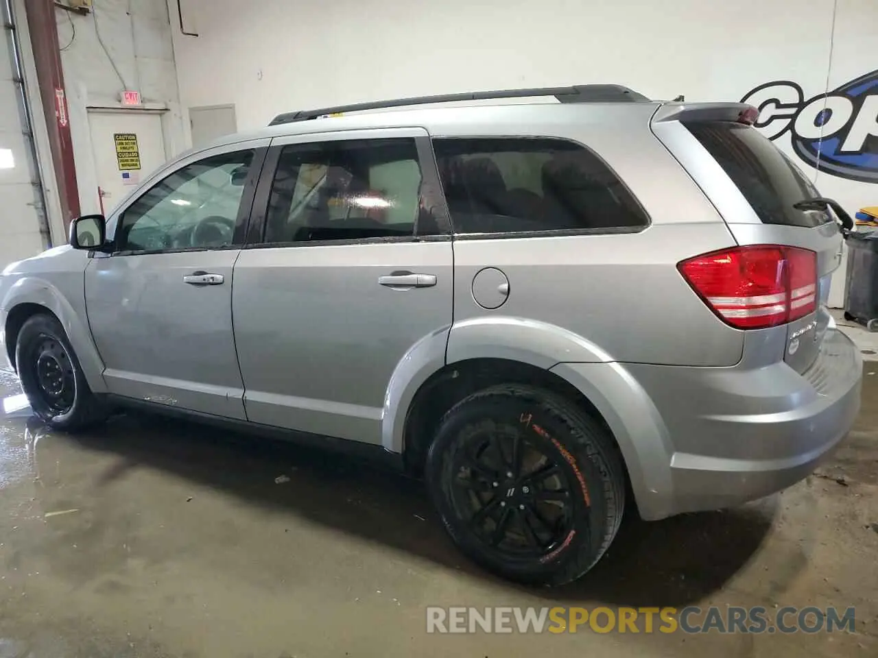 2 Photograph of a damaged car 3C4PDCAB7LT237886 DODGE JOURNEY 2020