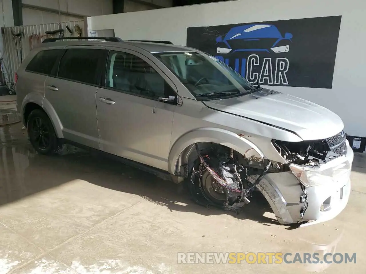 4 Photograph of a damaged car 3C4PDCAB7LT237886 DODGE JOURNEY 2020