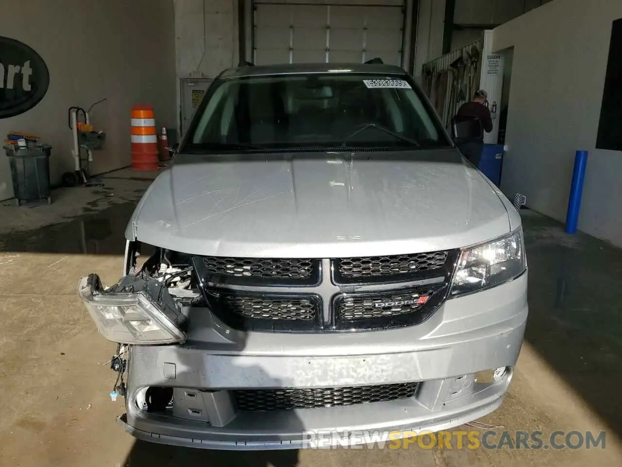 5 Photograph of a damaged car 3C4PDCAB7LT237886 DODGE JOURNEY 2020