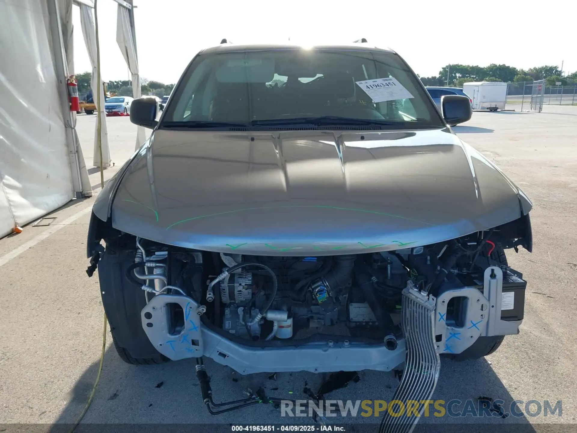 13 Photograph of a damaged car 3C4PDCAB7LT261203 DODGE JOURNEY 2020