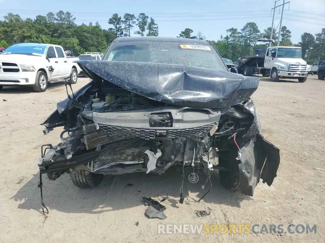 5 Photograph of a damaged car 3C4PDCAB7LT264649 DODGE JOURNEY 2020