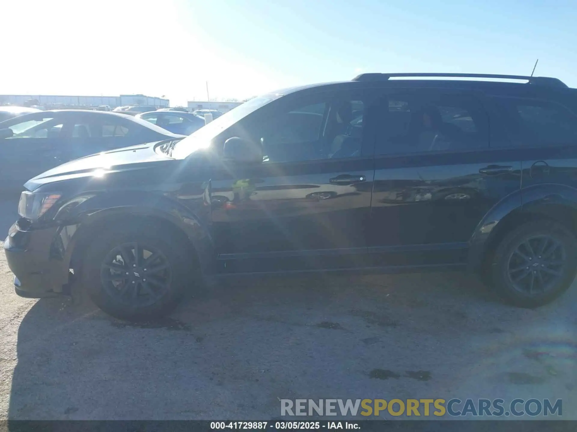 14 Photograph of a damaged car 3C4PDCAB7LT277627 DODGE JOURNEY 2020
