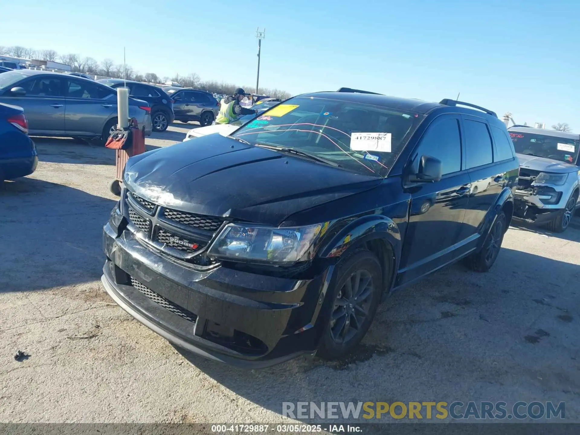 2 Photograph of a damaged car 3C4PDCAB7LT277627 DODGE JOURNEY 2020