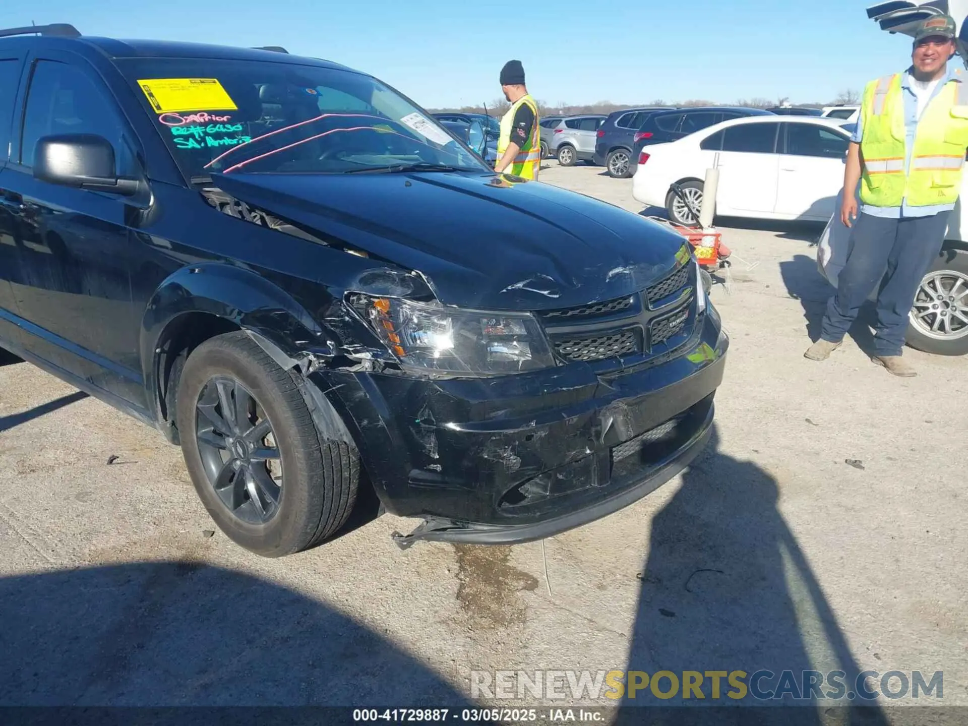 6 Photograph of a damaged car 3C4PDCAB7LT277627 DODGE JOURNEY 2020