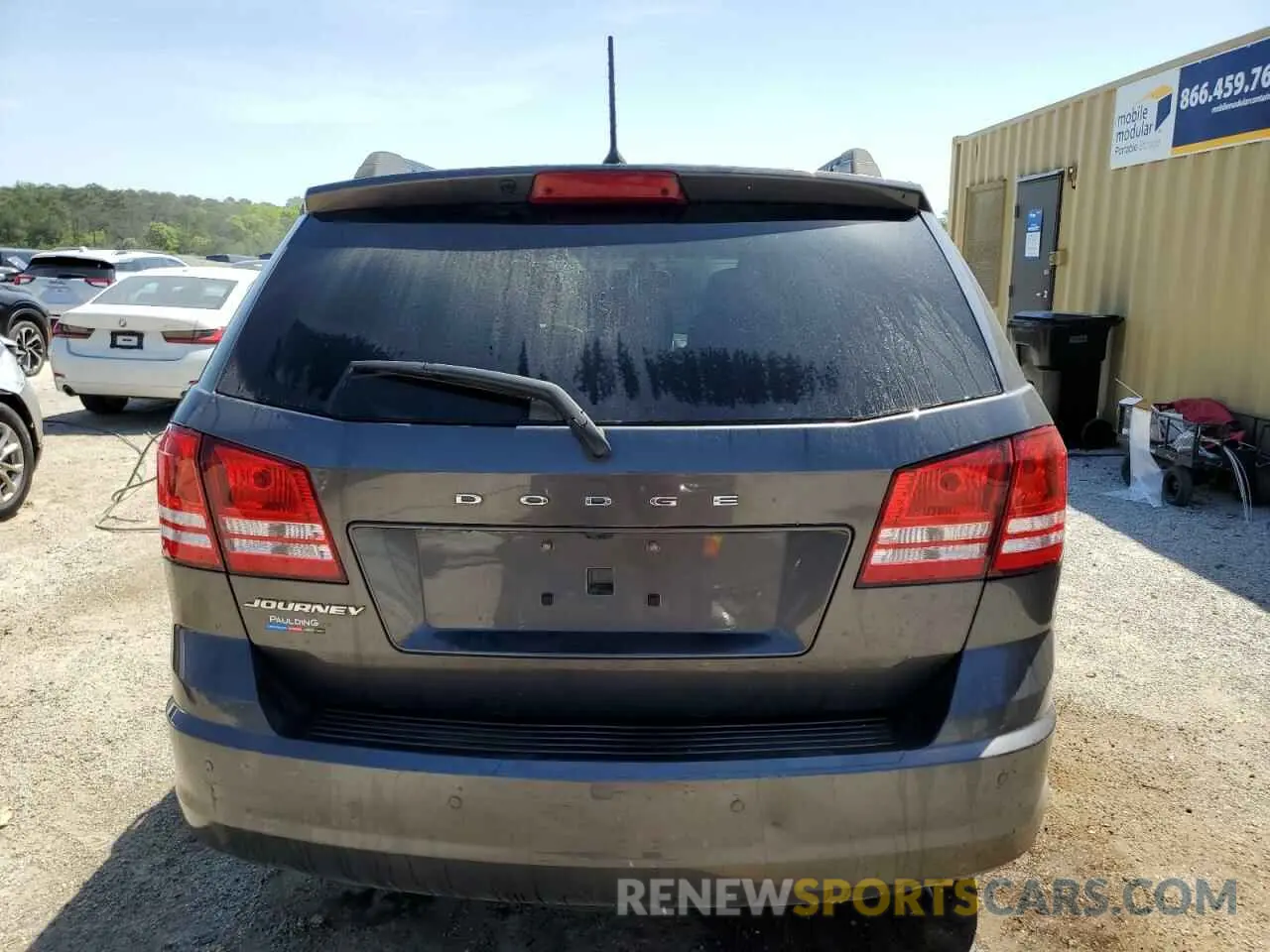 6 Photograph of a damaged car 3C4PDCAB8LT262537 DODGE JOURNEY 2020