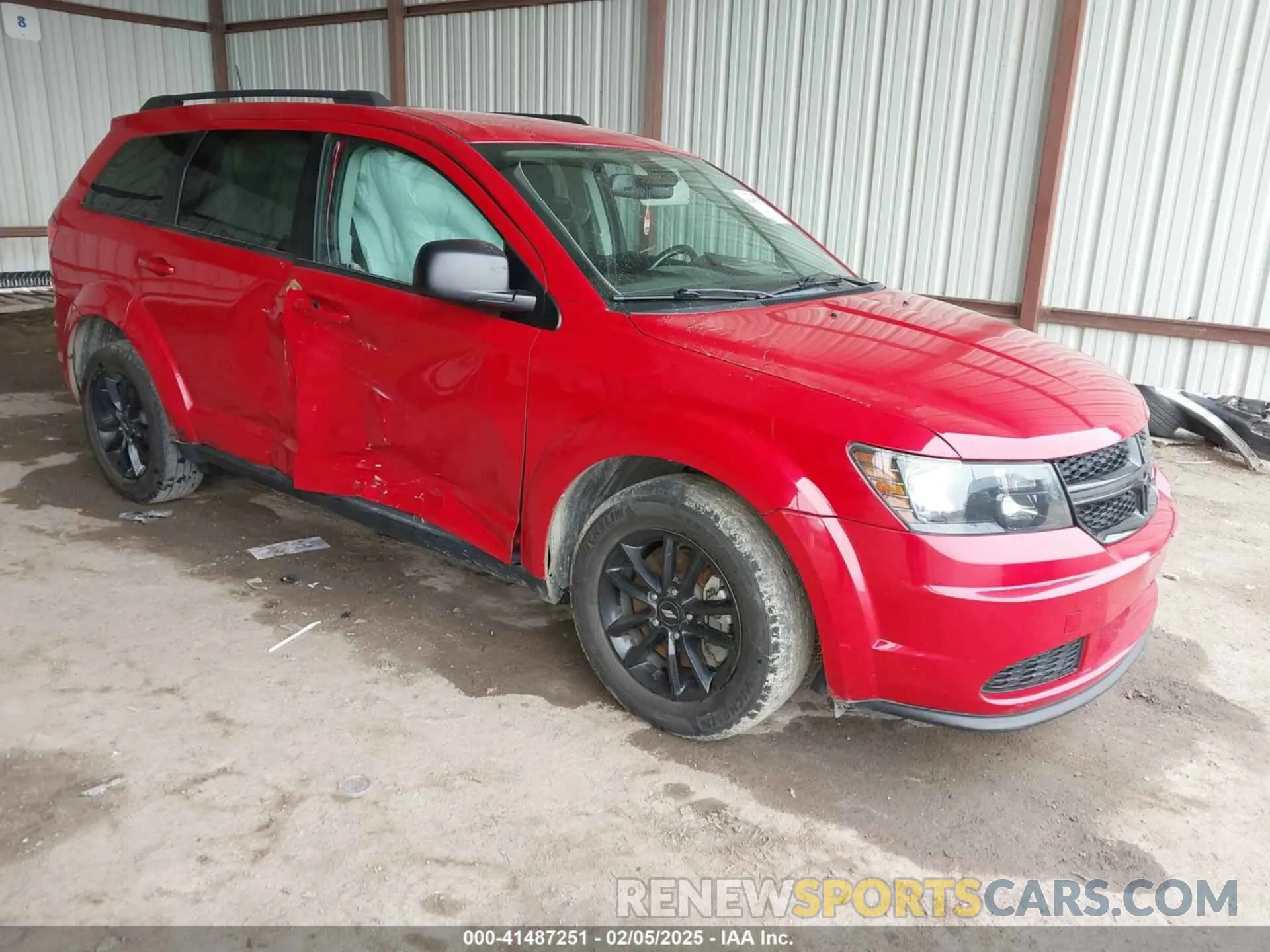 1 Photograph of a damaged car 3C4PDCAB8LT270704 DODGE JOURNEY 2020