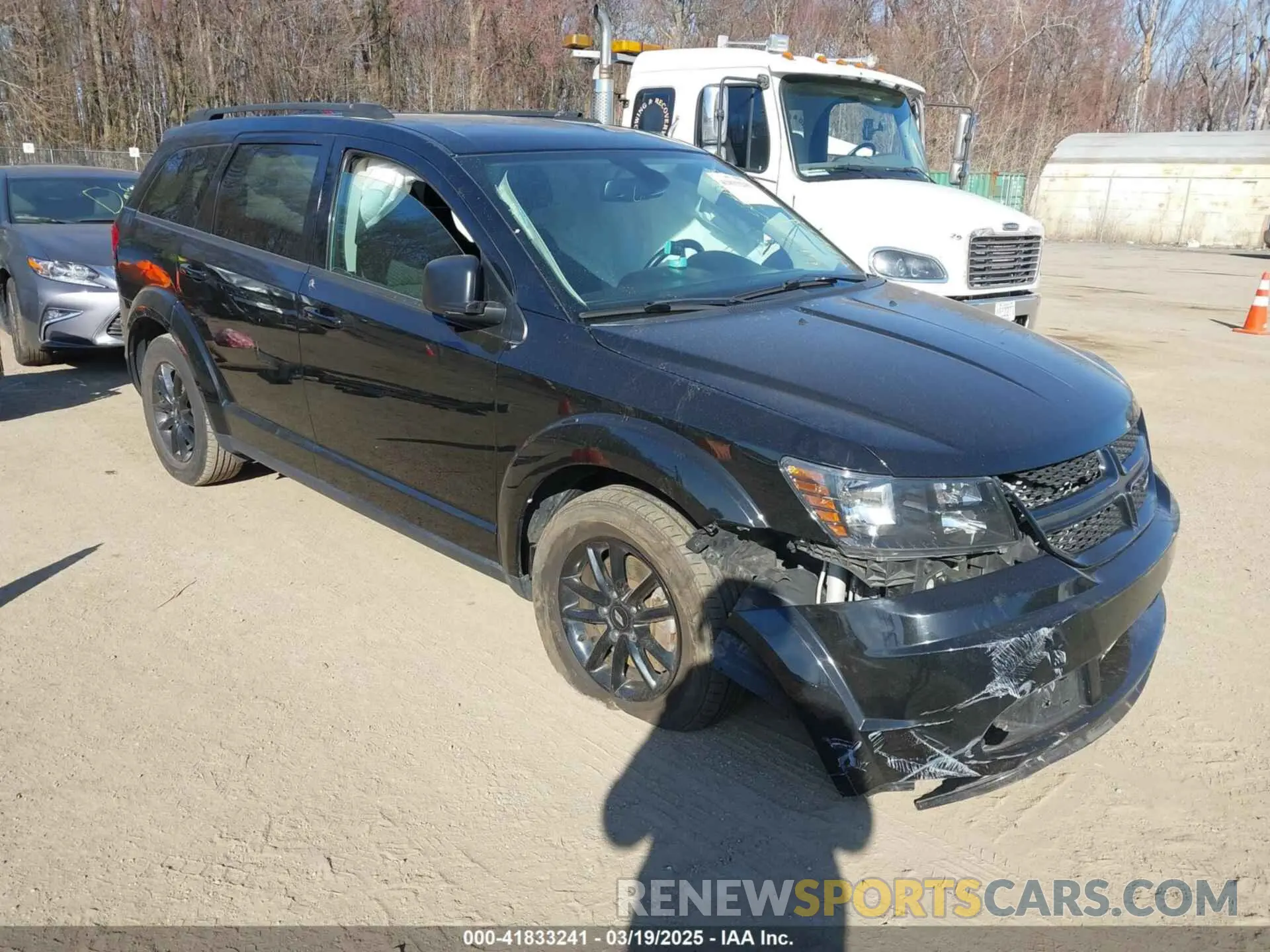 1 Photograph of a damaged car 3C4PDCAB8LT271979 DODGE JOURNEY 2020
