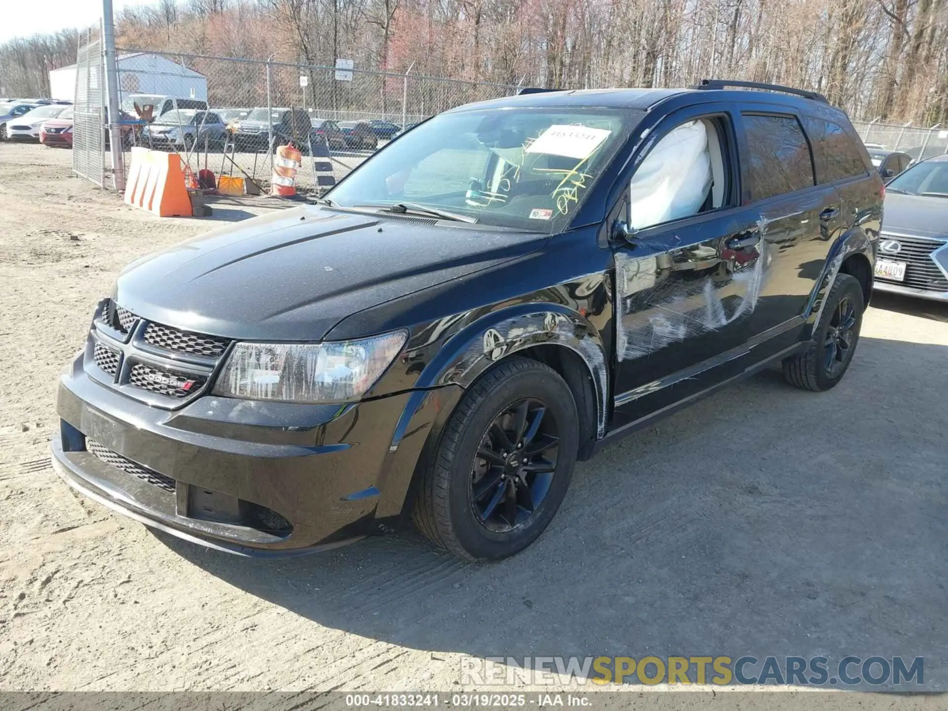 2 Photograph of a damaged car 3C4PDCAB8LT271979 DODGE JOURNEY 2020