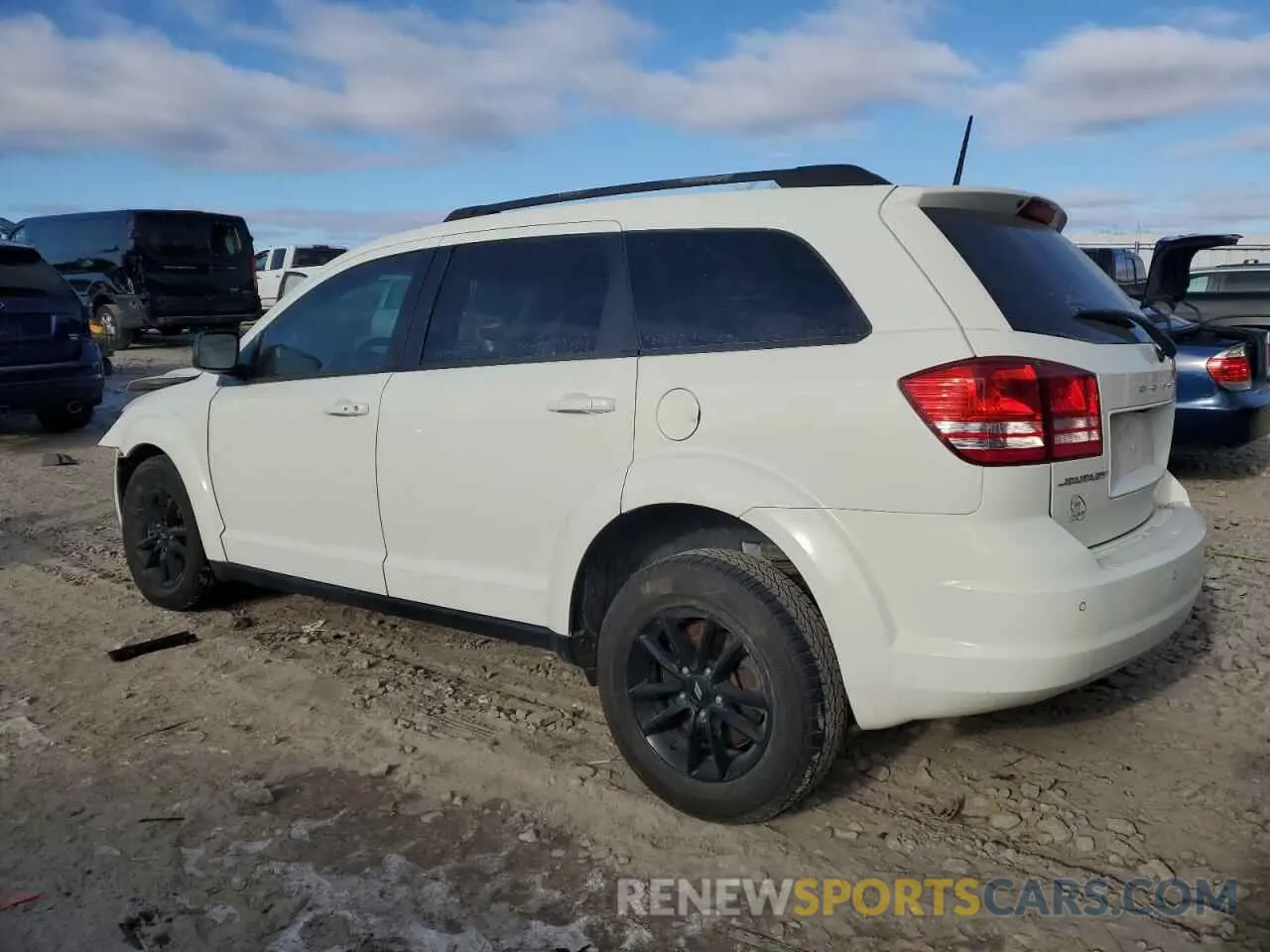 2 Photograph of a damaged car 3C4PDCAB9LT180283 DODGE JOURNEY 2020