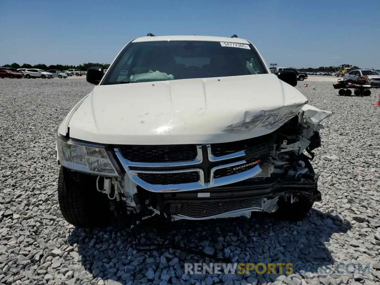 5 Photograph of a damaged car 3C4PDCAB9LT180753 DODGE JOURNEY 2020