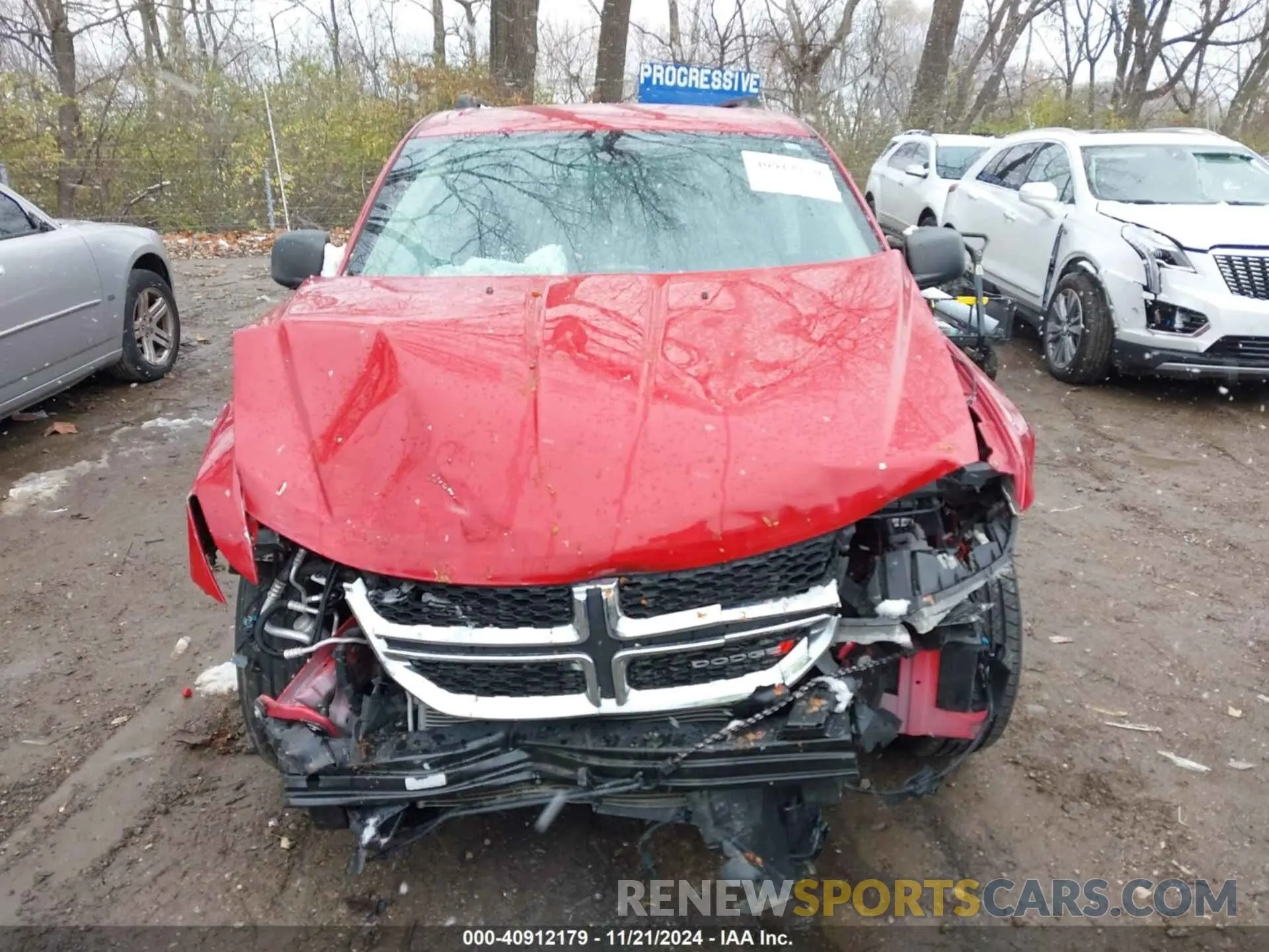 12 Photograph of a damaged car 3C4PDCAB9LT194779 DODGE JOURNEY 2020