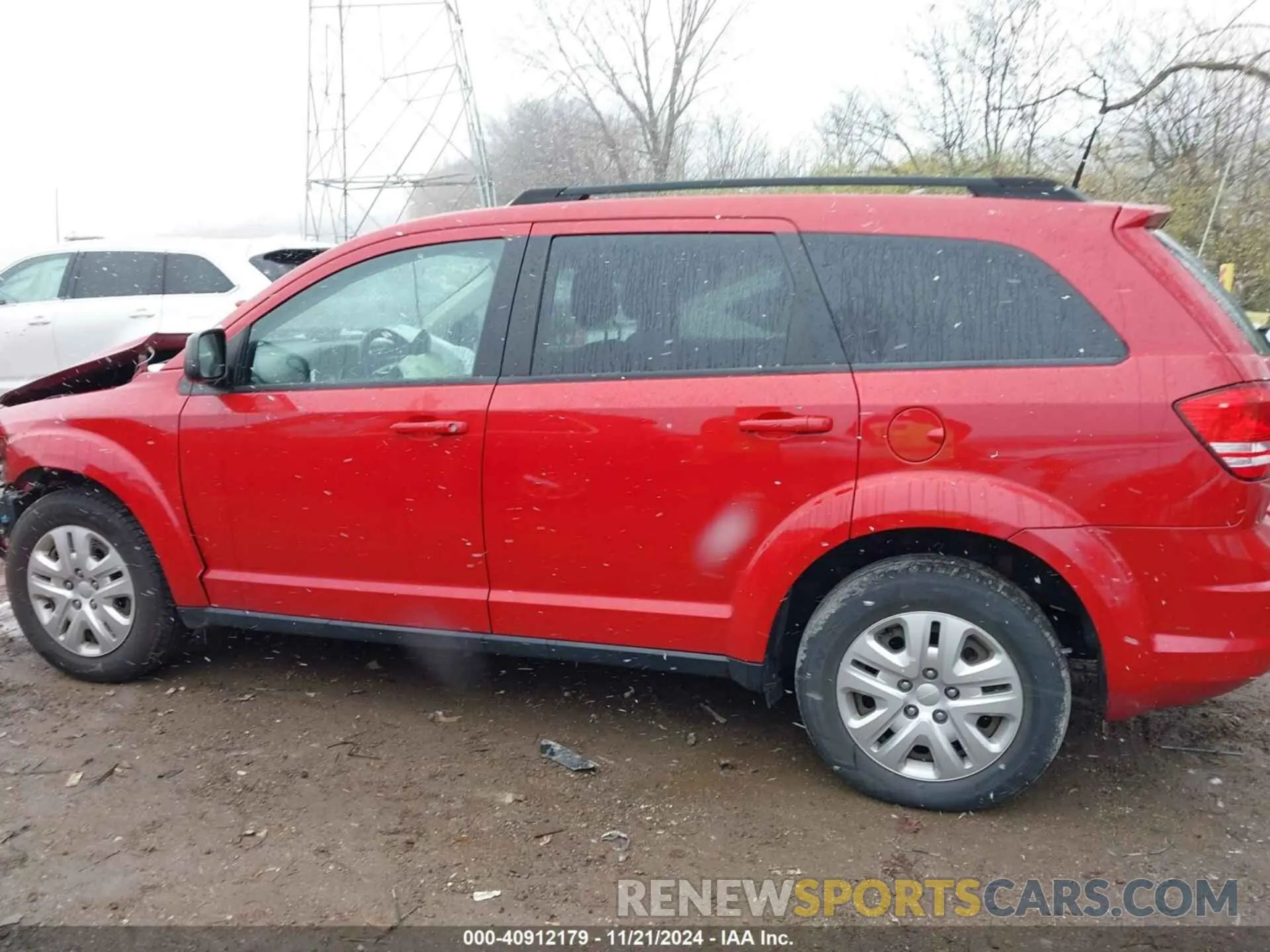 14 Photograph of a damaged car 3C4PDCAB9LT194779 DODGE JOURNEY 2020