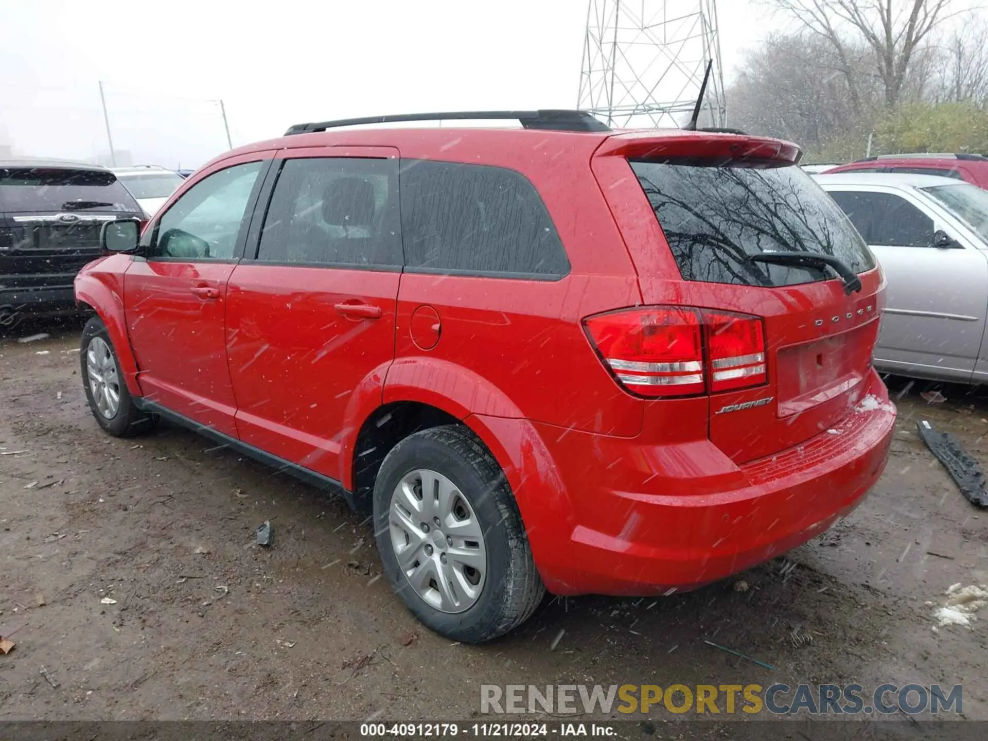 3 Photograph of a damaged car 3C4PDCAB9LT194779 DODGE JOURNEY 2020
