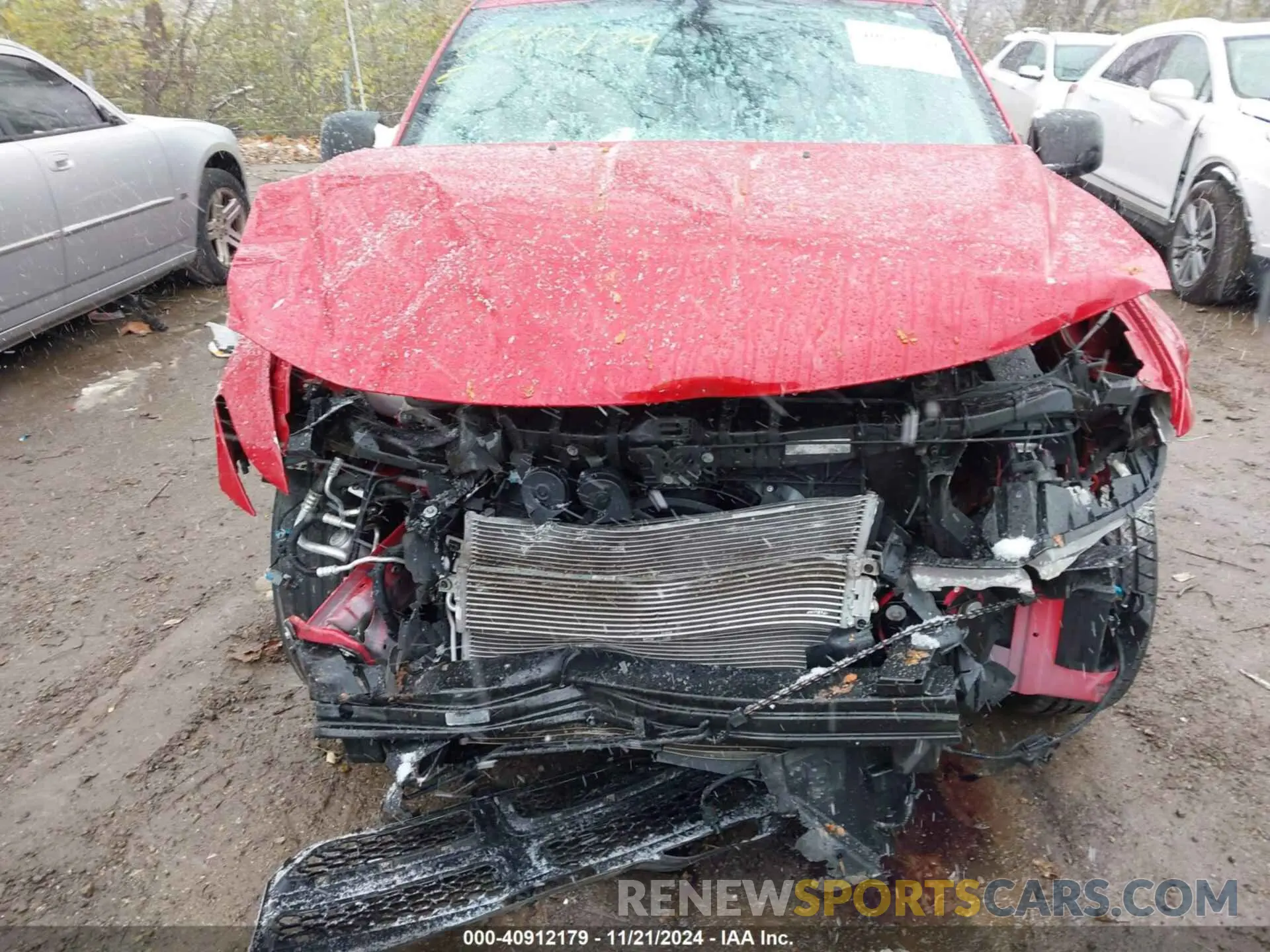 6 Photograph of a damaged car 3C4PDCAB9LT194779 DODGE JOURNEY 2020