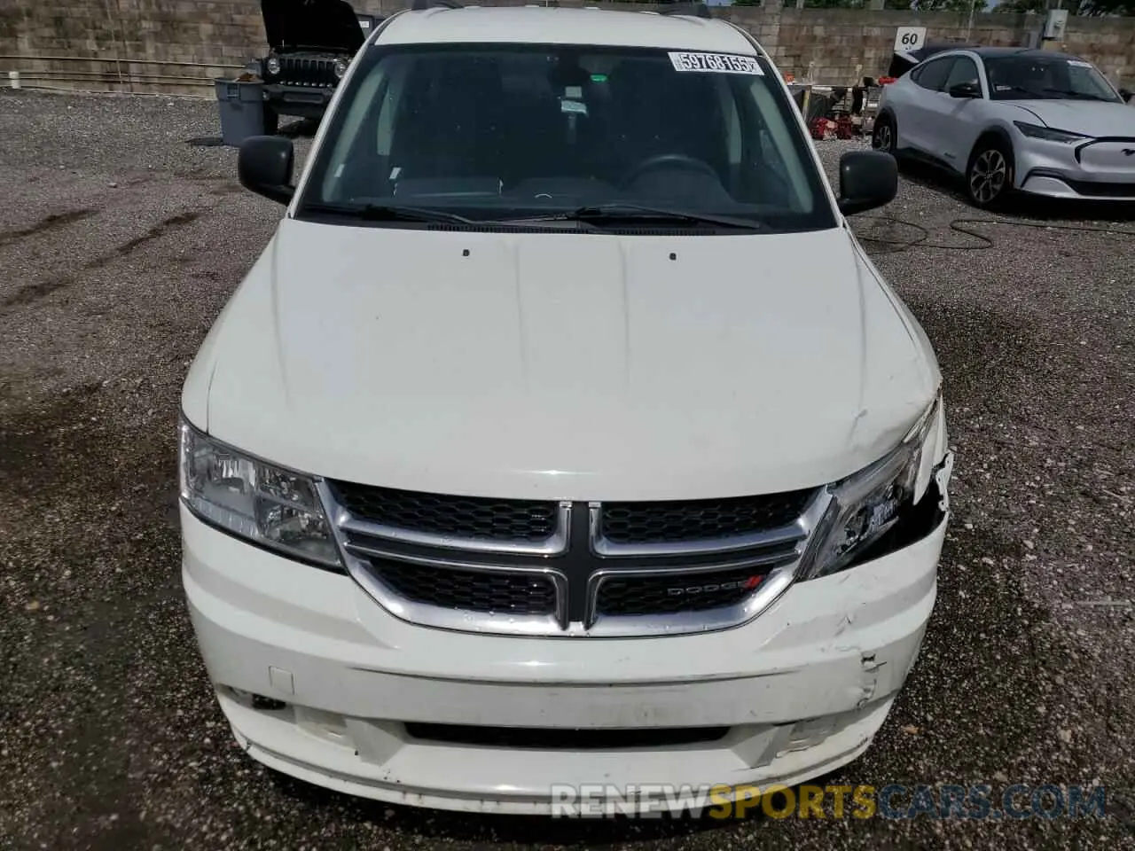 5 Photograph of a damaged car 3C4PDCAB9LT207434 DODGE JOURNEY 2020