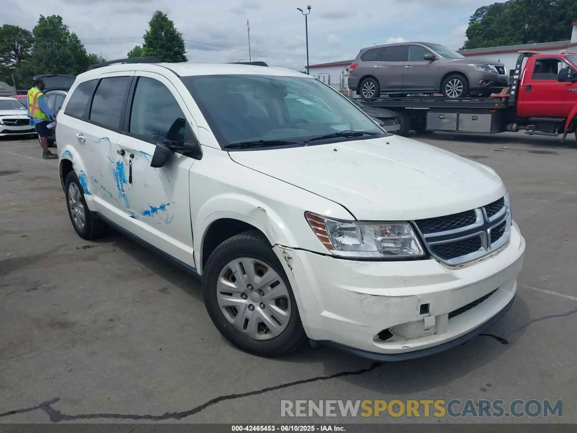 1 Photograph of a damaged car 3C4PDCAB9LT243513 DODGE JOURNEY 2020