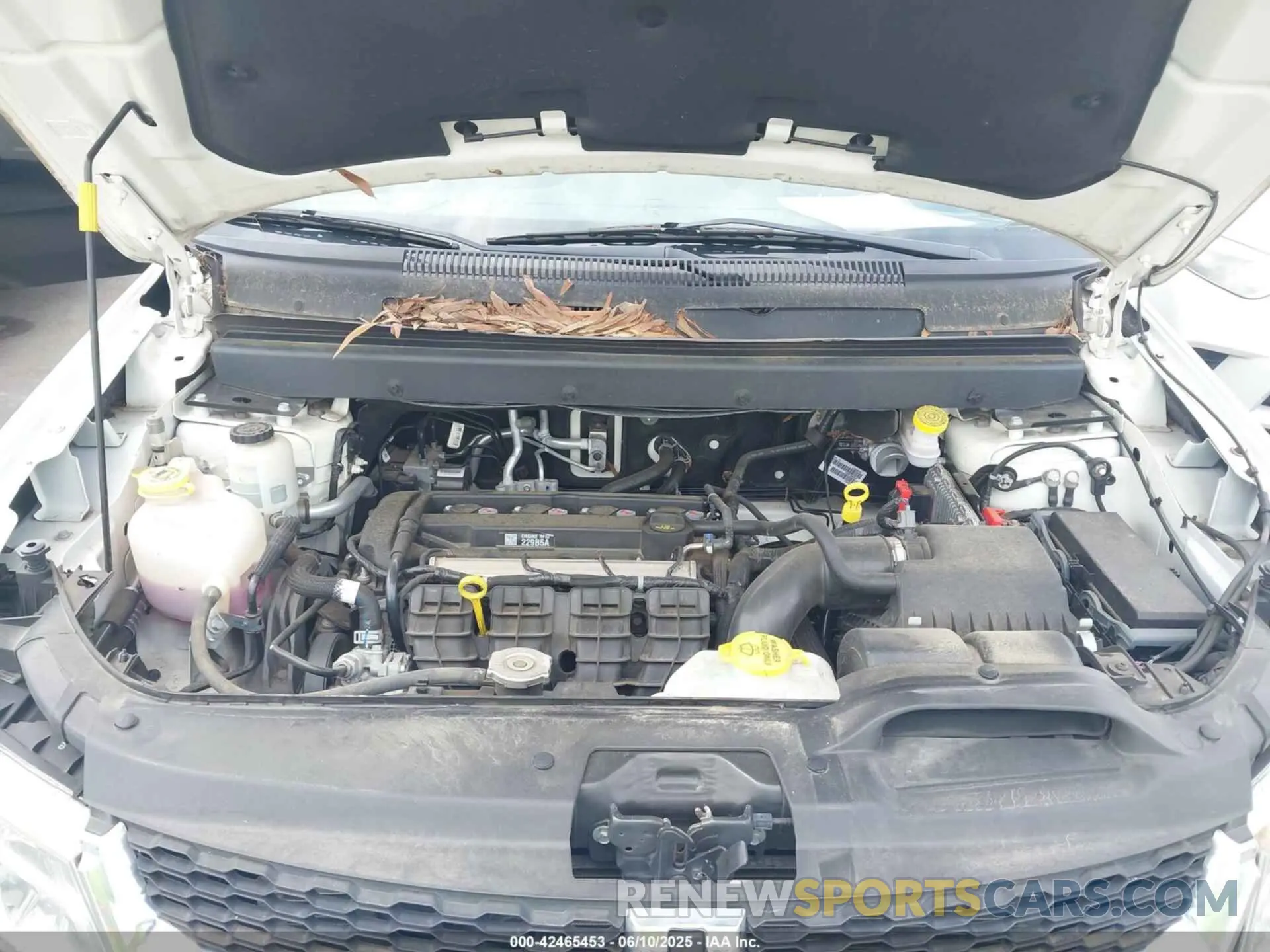 10 Photograph of a damaged car 3C4PDCAB9LT243513 DODGE JOURNEY 2020