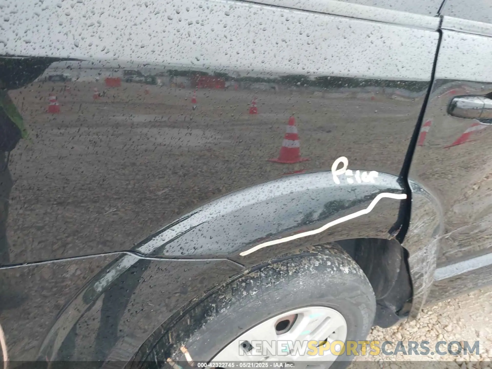 18 Photograph of a damaged car 3C4PDCAB9LT254446 DODGE JOURNEY 2020