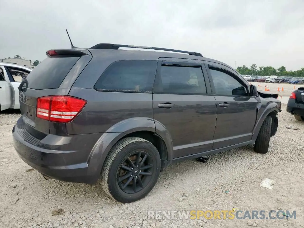 3 Photograph of a damaged car 3C4PDCABXLT180941 DODGE JOURNEY 2020