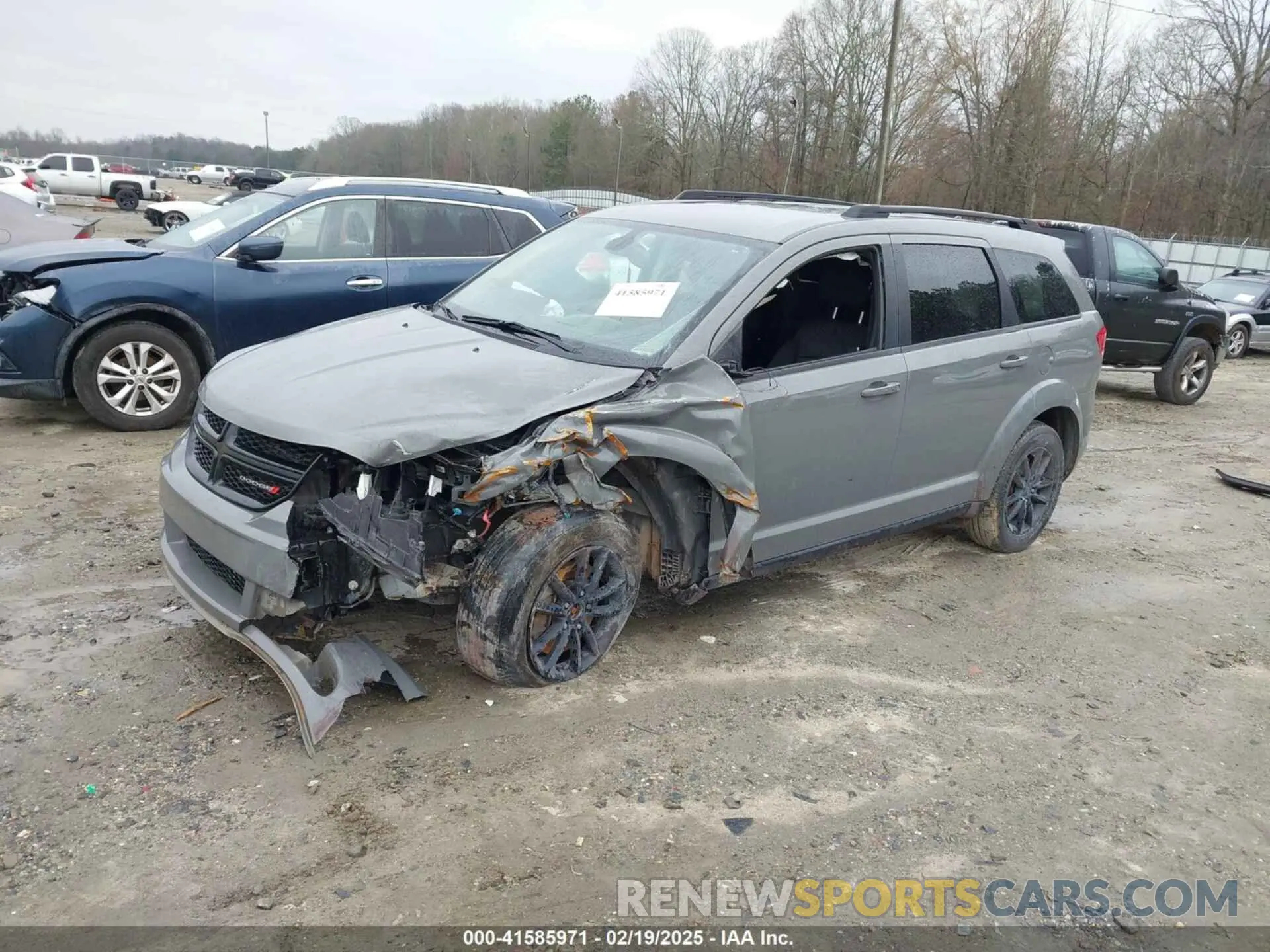 2 Photograph of a damaged car 3C4PDCABXLT181166 DODGE JOURNEY 2020