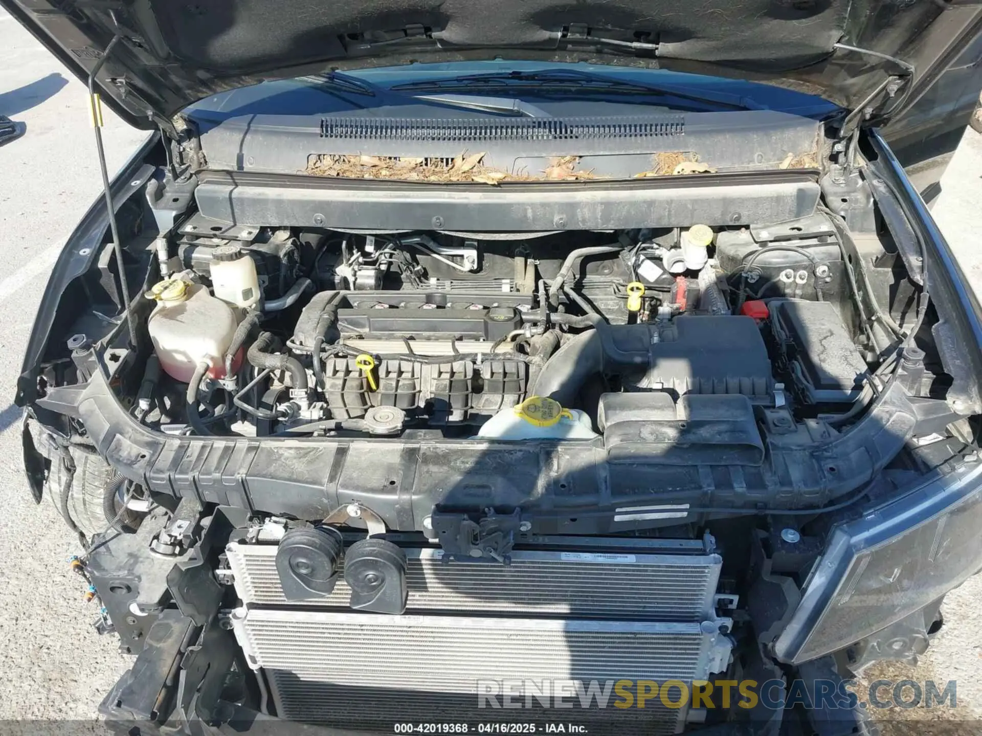 10 Photograph of a damaged car 3C4PDCABXLT202596 DODGE JOURNEY 2020