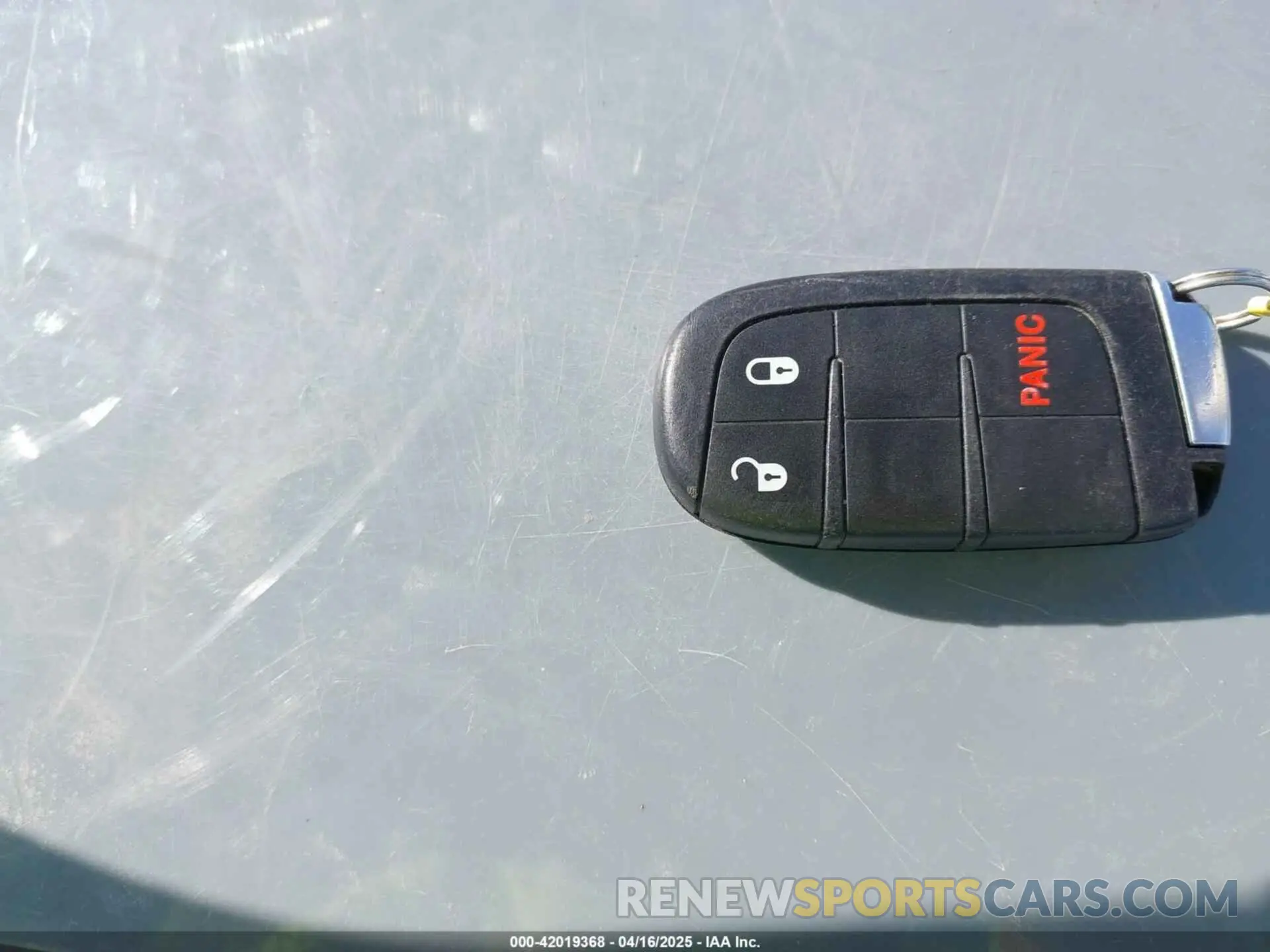 11 Photograph of a damaged car 3C4PDCABXLT202596 DODGE JOURNEY 2020