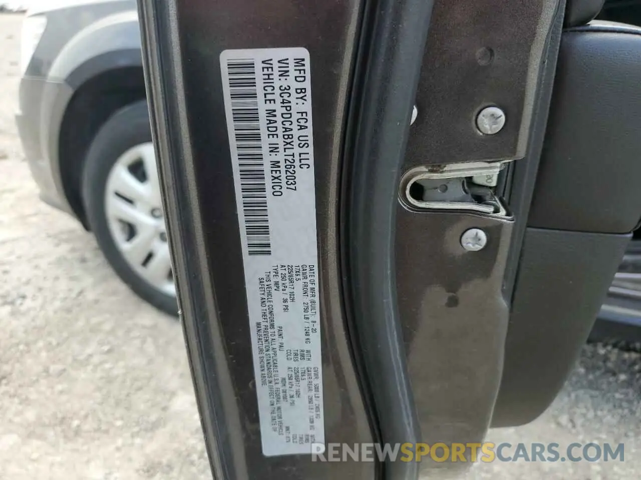 14 Photograph of a damaged car 3C4PDCABXLT262037 DODGE JOURNEY 2020