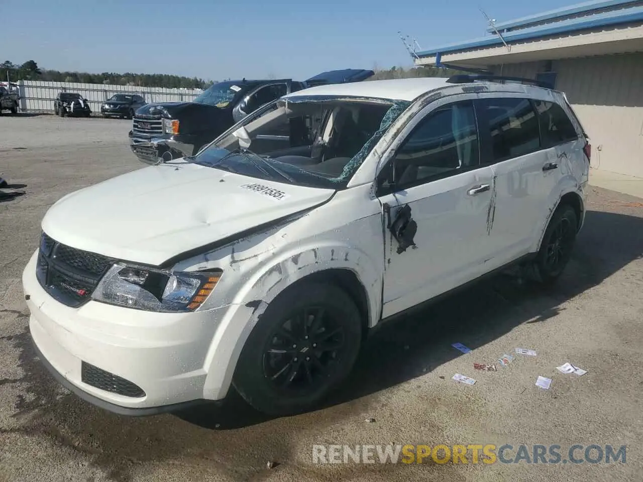 1 Photograph of a damaged car 3C4PDCABXLT272003 DODGE JOURNEY 2020