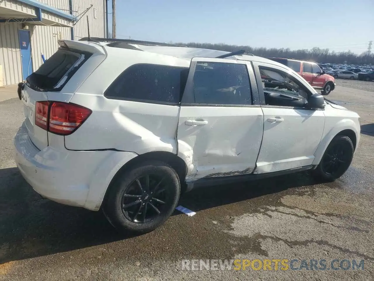 3 Photograph of a damaged car 3C4PDCABXLT272003 DODGE JOURNEY 2020