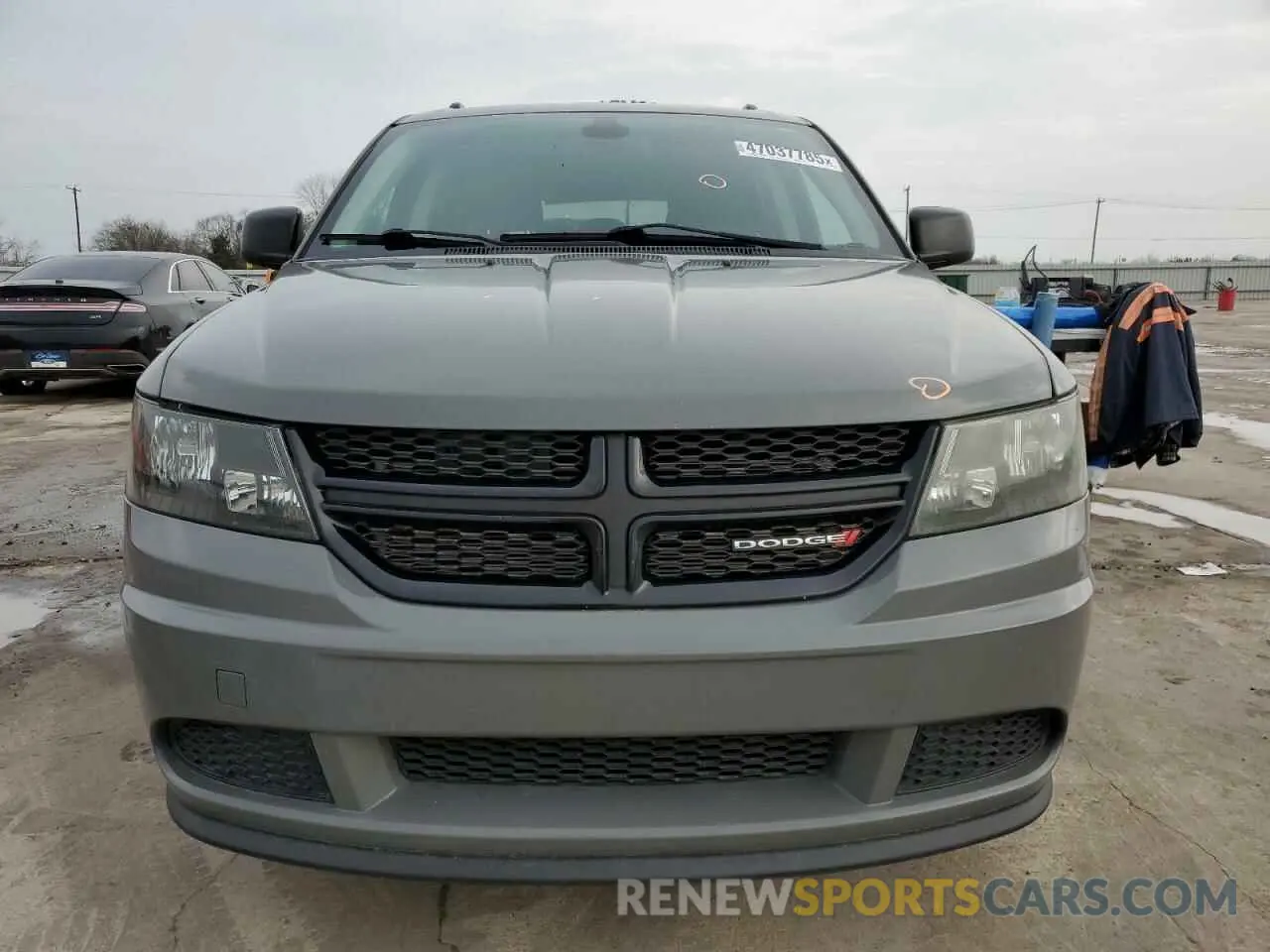 5 Photograph of a damaged car 3C4PDCABXLT273474 DODGE JOURNEY 2020