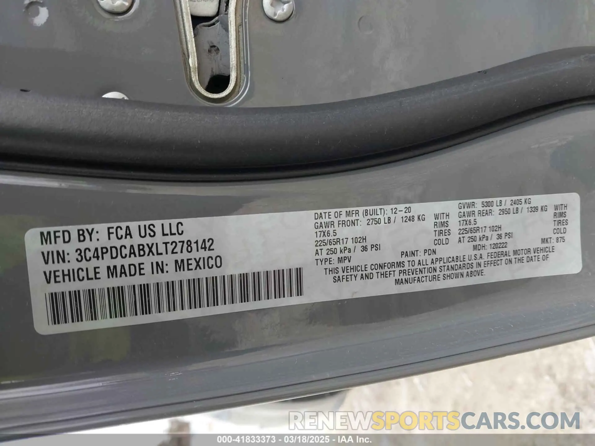9 Photograph of a damaged car 3C4PDCABXLT278142 DODGE JOURNEY 2020