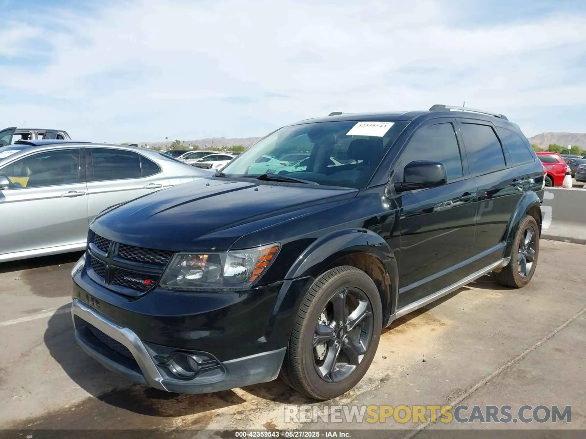 2 Photograph of a damaged car 3C4PDCGB0LT206793 DODGE JOURNEY 2020