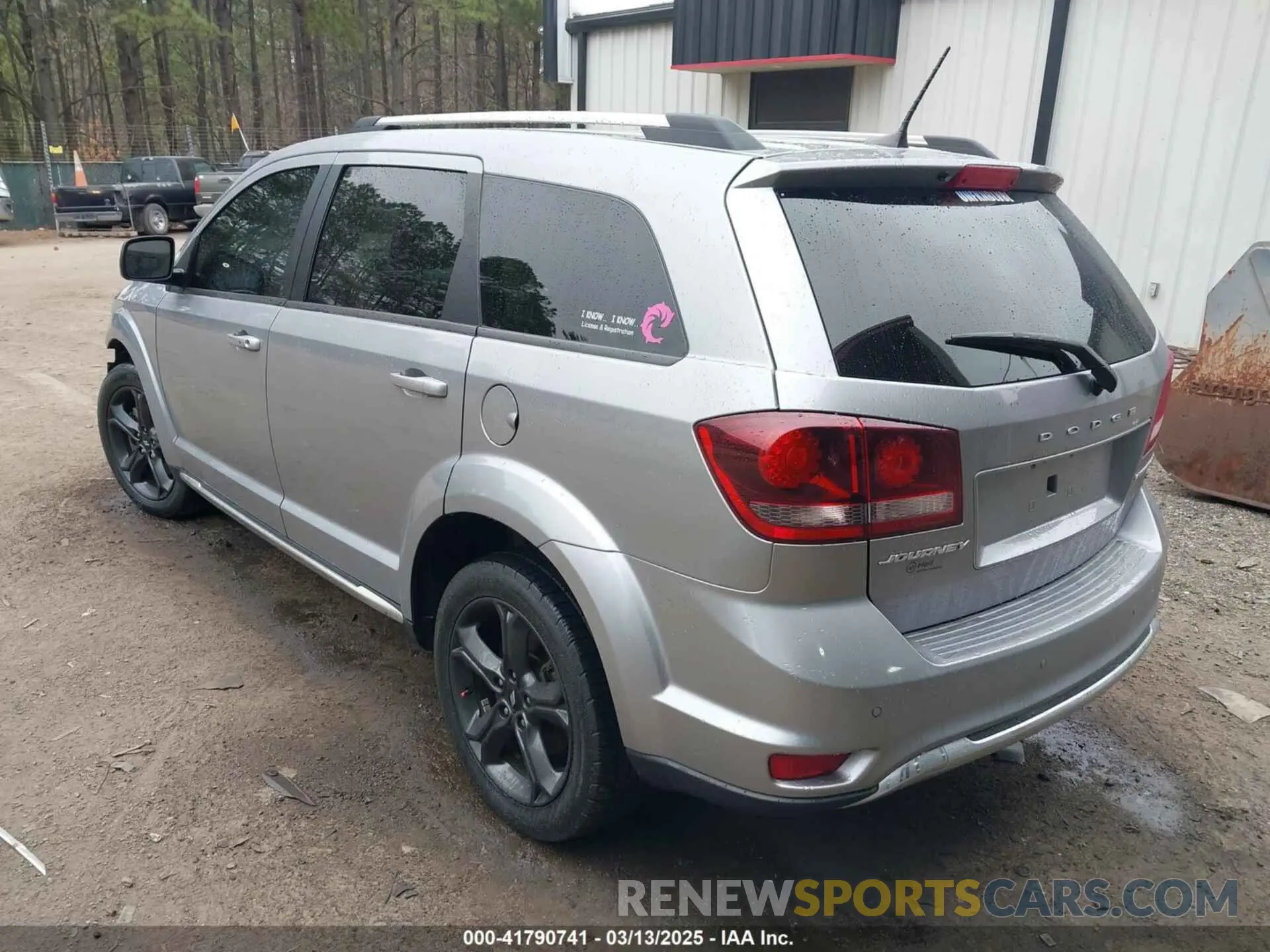 3 Photograph of a damaged car 3C4PDCGB0LT225974 DODGE JOURNEY 2020