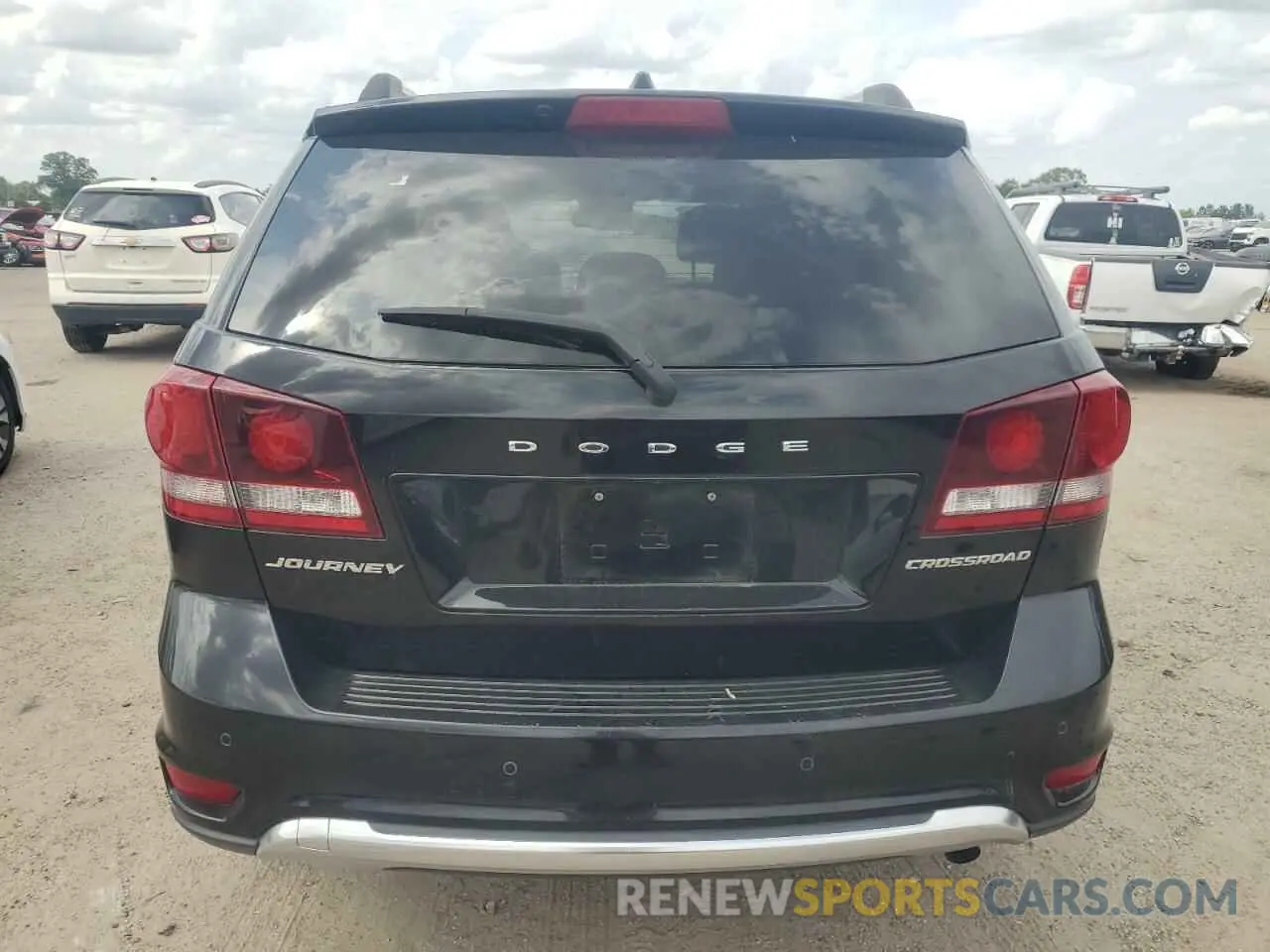 6 Photograph of a damaged car 3C4PDCGB0LT267576 DODGE JOURNEY 2020