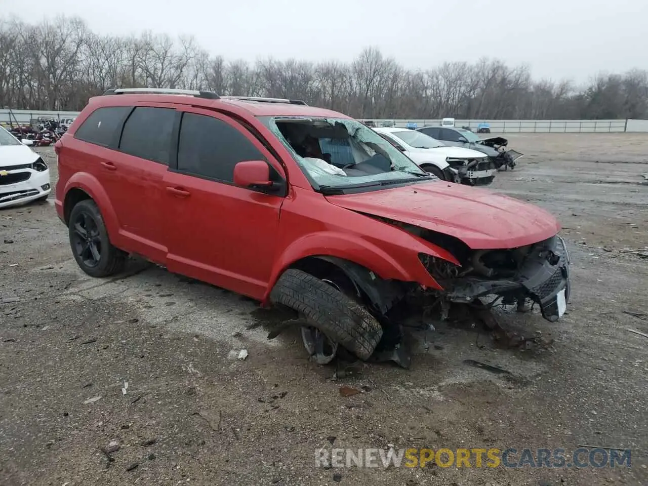 4 Photograph of a damaged car 3C4PDCGB1LT194167 DODGE JOURNEY 2020
