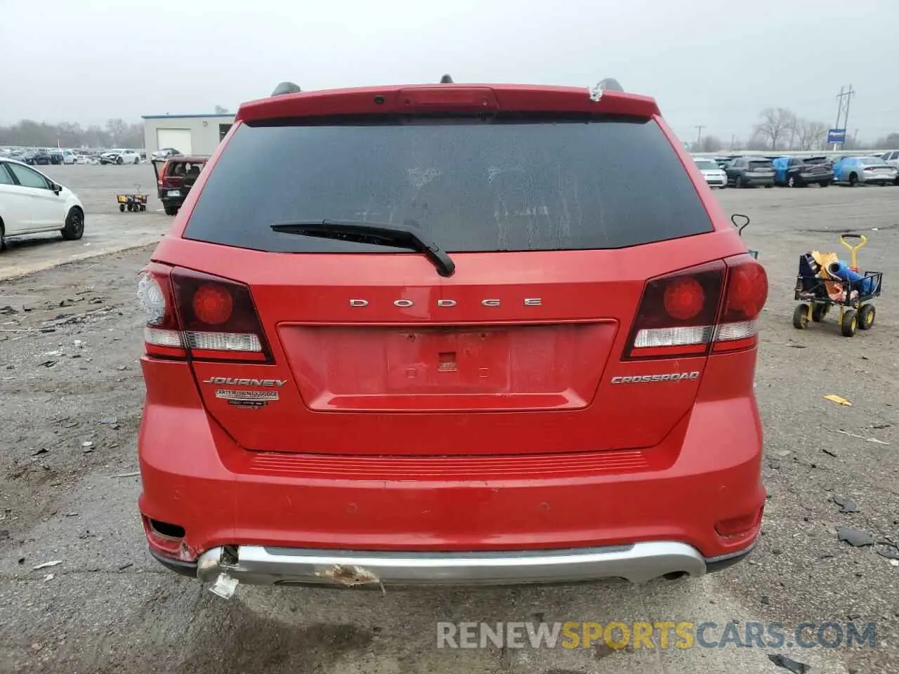 6 Photograph of a damaged car 3C4PDCGB1LT194167 DODGE JOURNEY 2020