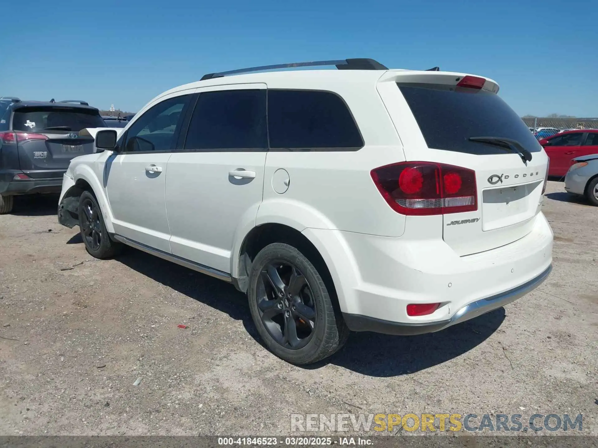 3 Photograph of a damaged car 3C4PDCGB1LT206205 DODGE JOURNEY 2020