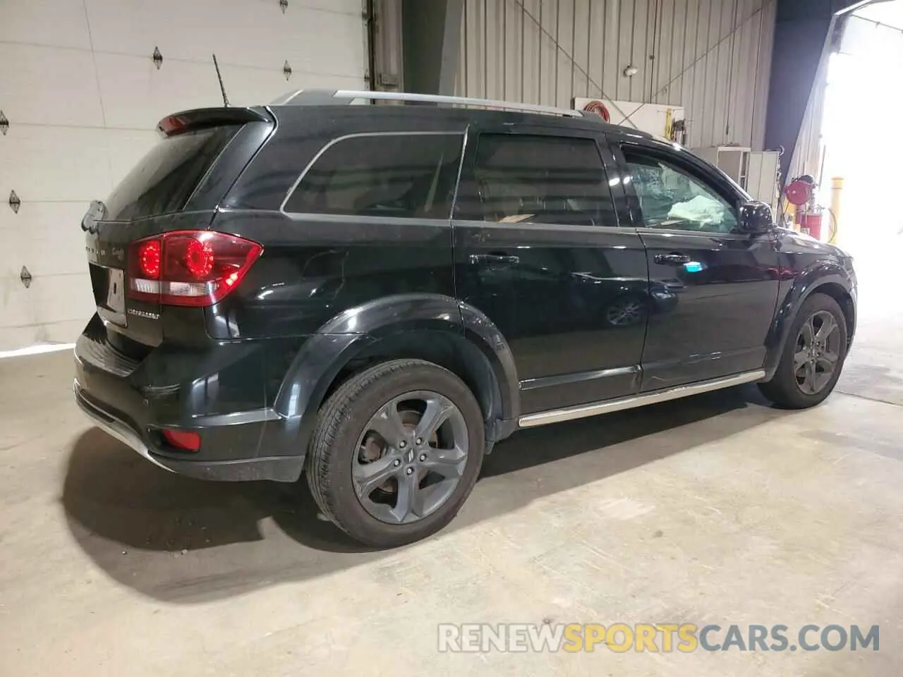3 Photograph of a damaged car 3C4PDCGB1LT206639 DODGE JOURNEY 2020