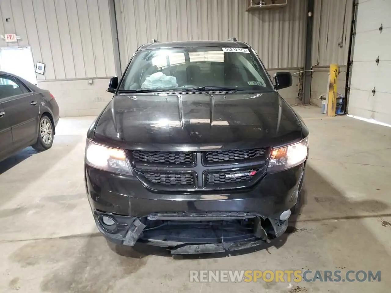 5 Photograph of a damaged car 3C4PDCGB1LT206639 DODGE JOURNEY 2020