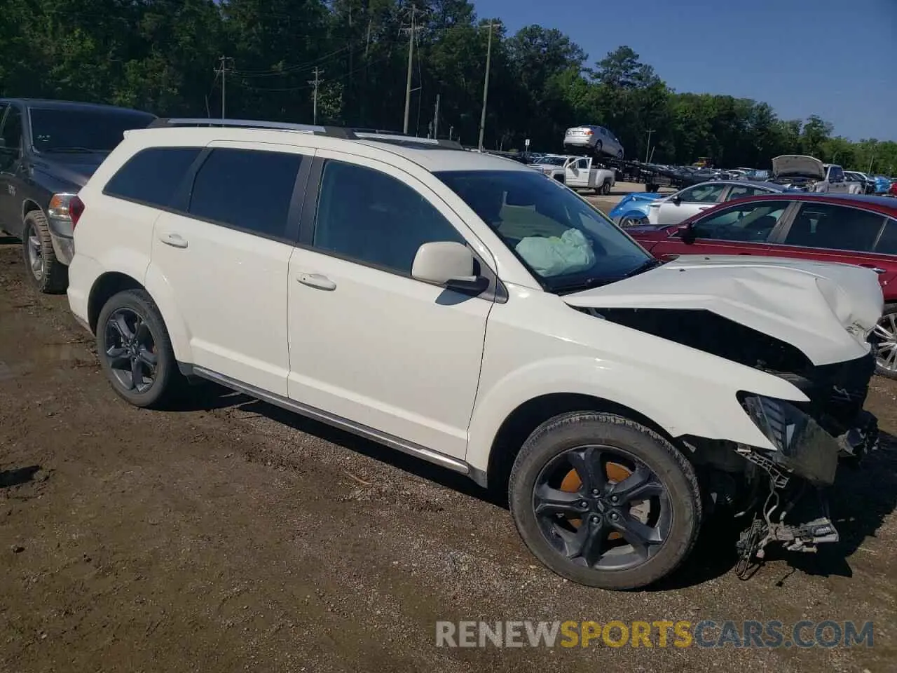 4 Photograph of a damaged car 3C4PDCGB1LT220170 DODGE JOURNEY 2020
