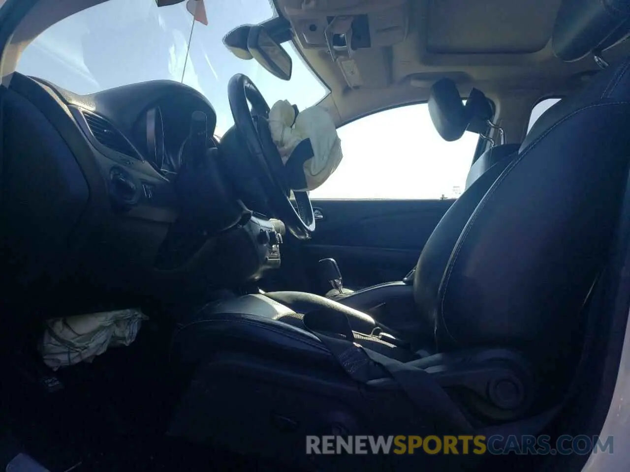 7 Photograph of a damaged car 3C4PDCGB1LT220170 DODGE JOURNEY 2020