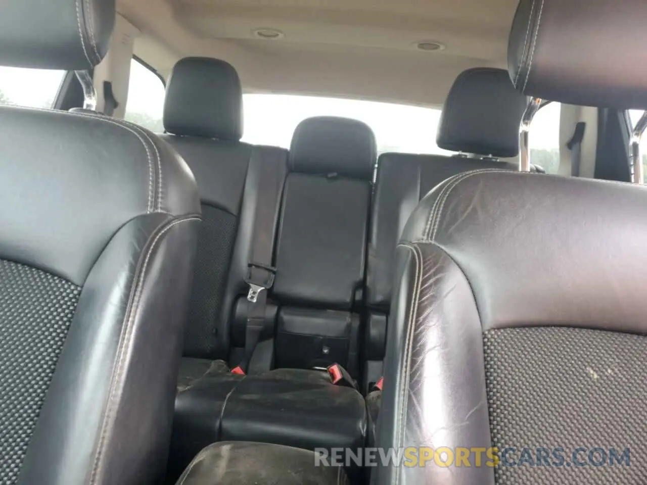 10 Photograph of a damaged car 3C4PDCGB1LT267537 DODGE JOURNEY 2020