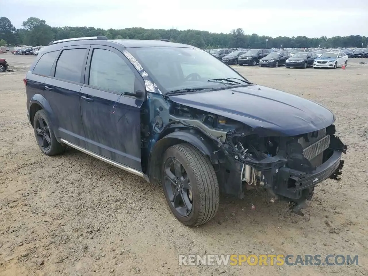 4 Photograph of a damaged car 3C4PDCGB1LT267537 DODGE JOURNEY 2020