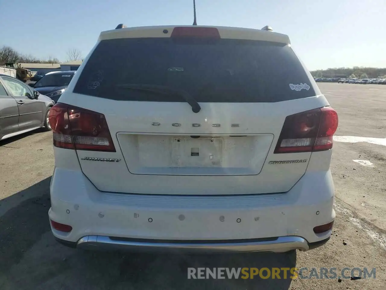 6 Photograph of a damaged car 3C4PDCGB2LT187891 DODGE JOURNEY 2020