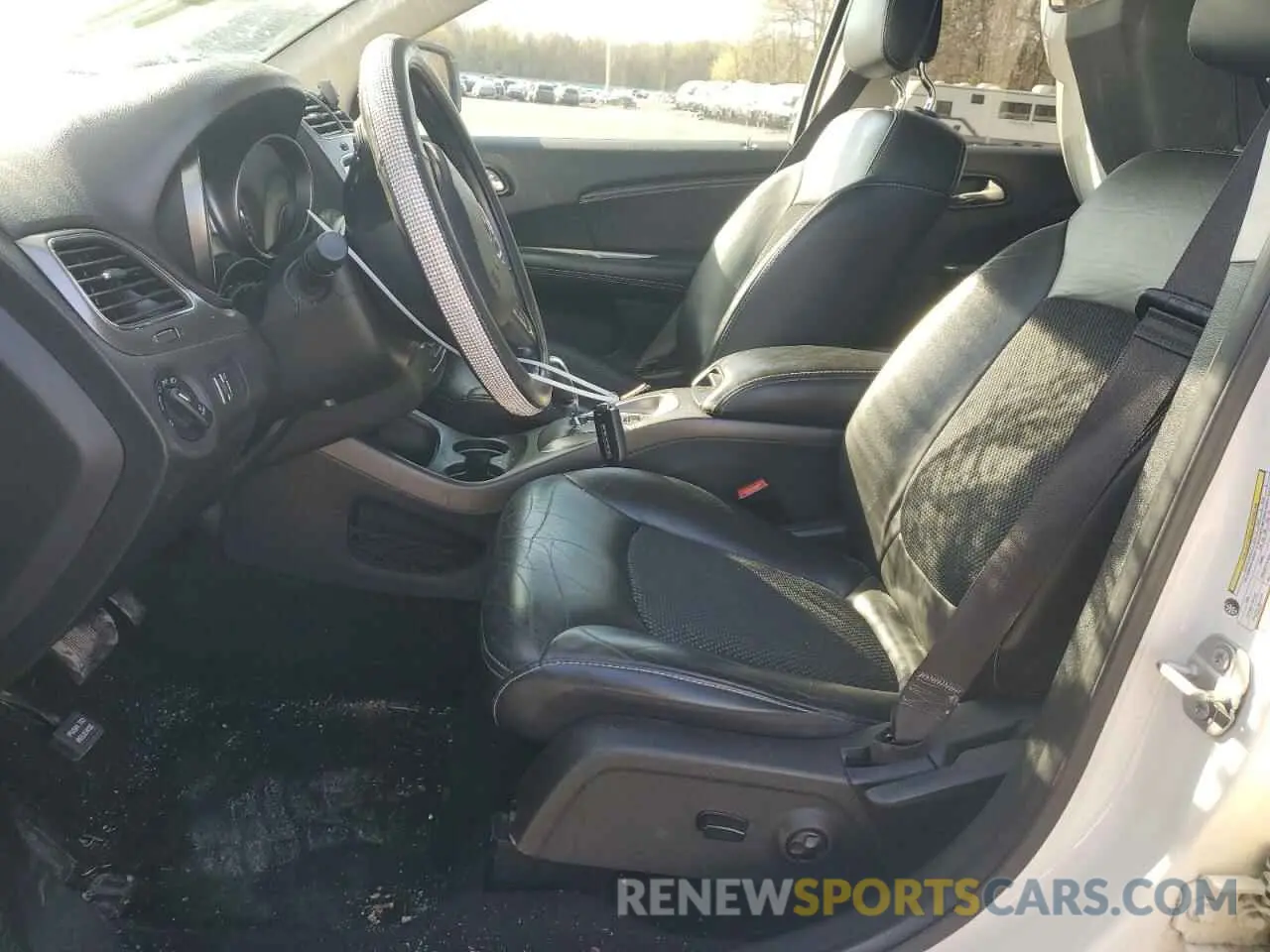 7 Photograph of a damaged car 3C4PDCGB2LT187891 DODGE JOURNEY 2020