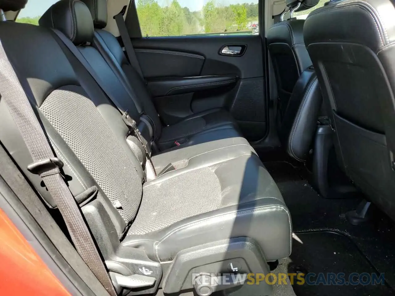 12 Photograph of a damaged car 3C4PDCGB2LT263139 DODGE JOURNEY 2020