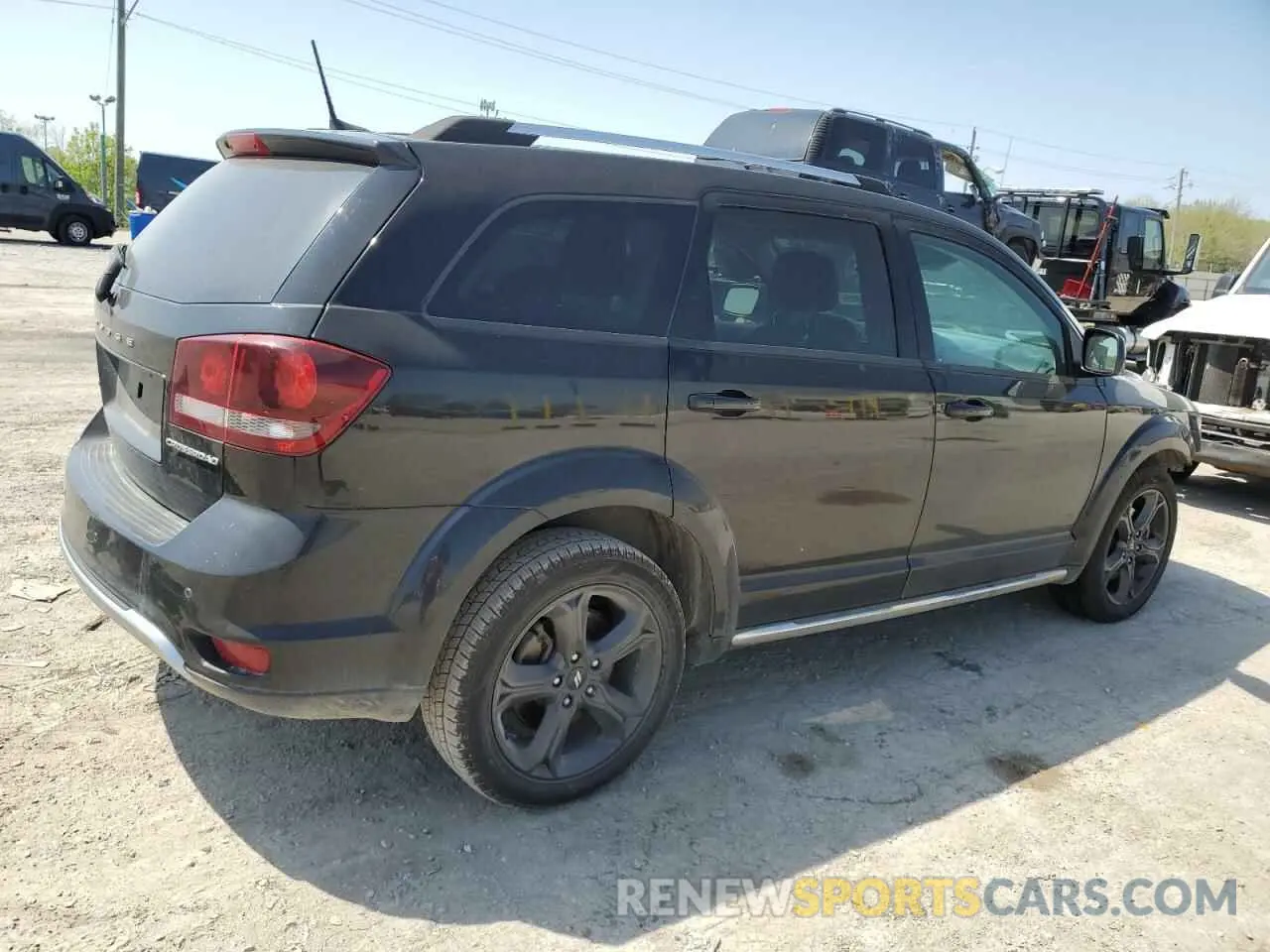 3 Photograph of a damaged car 3C4PDCGB3LT188337 DODGE JOURNEY 2020