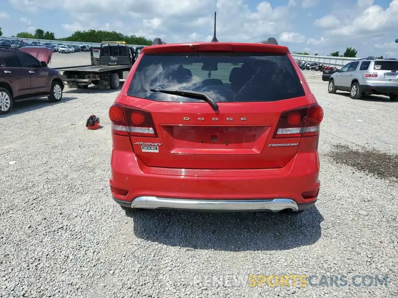 6 Photograph of a damaged car 3C4PDCGB3LT201149 DODGE JOURNEY 2020
