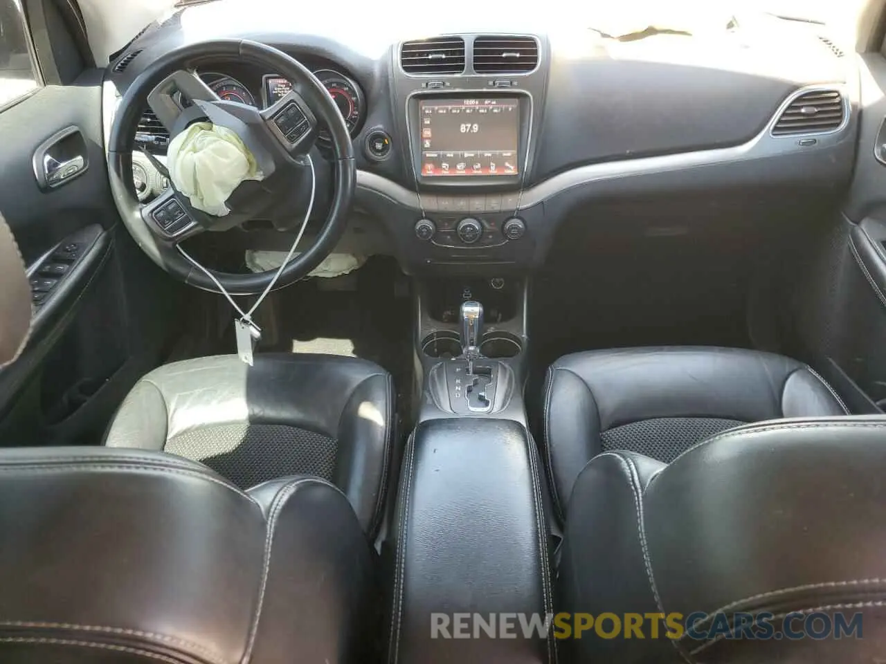 8 Photograph of a damaged car 3C4PDCGB3LT201460 DODGE JOURNEY 2020